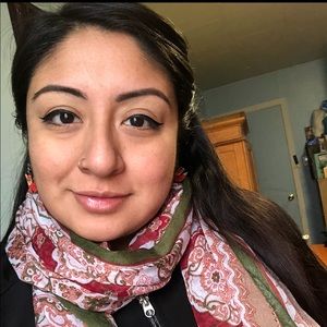 Meet your Posher, Jazmin